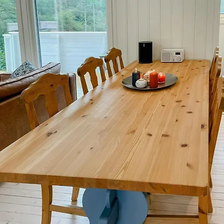 Renovated With Outdoor Kitchen Near Lyngdal