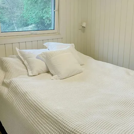 Renovated With Outdoor Kitchen Near Nyaraló Lyngdal